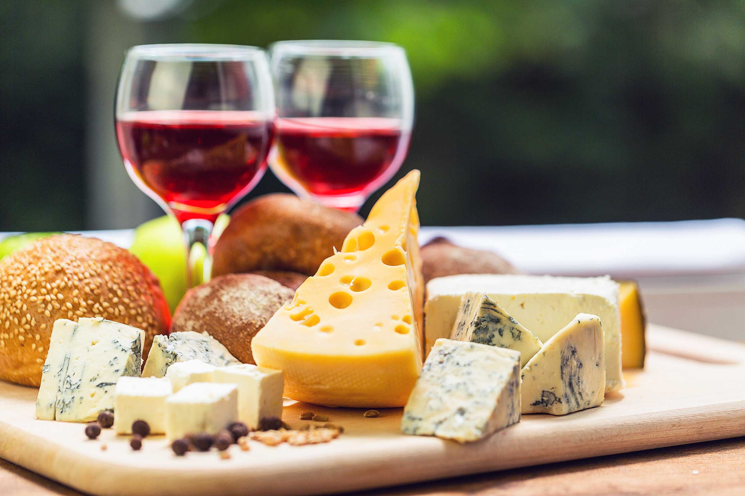 Iconic Cheese & Wine Pairings
